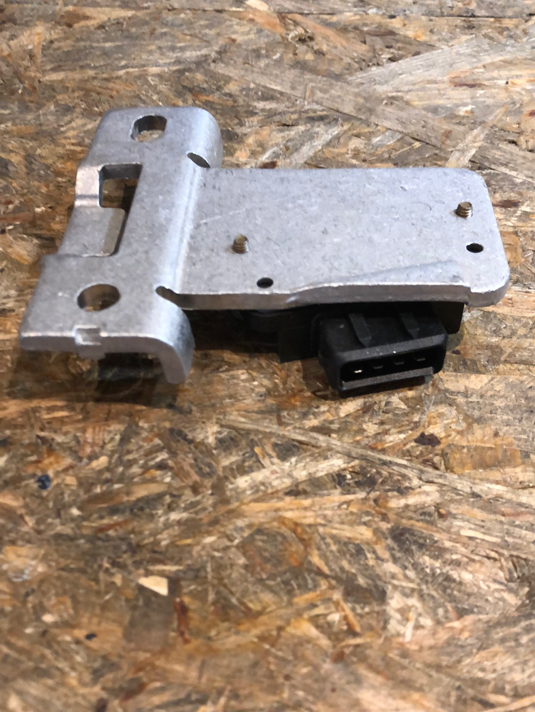Original GM Opel Corsa B 1.2i 33kW Zündmodul Neu