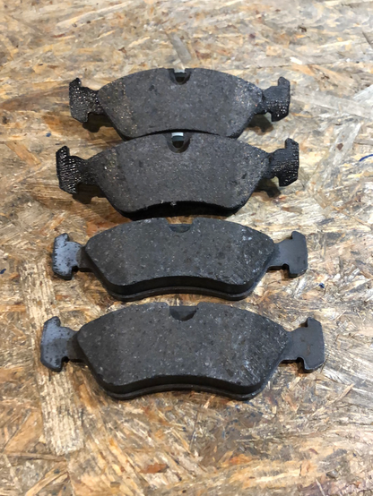 Original GM Opel Astra F Kadett E Vectra A/B Bremsbelagsatz Neu