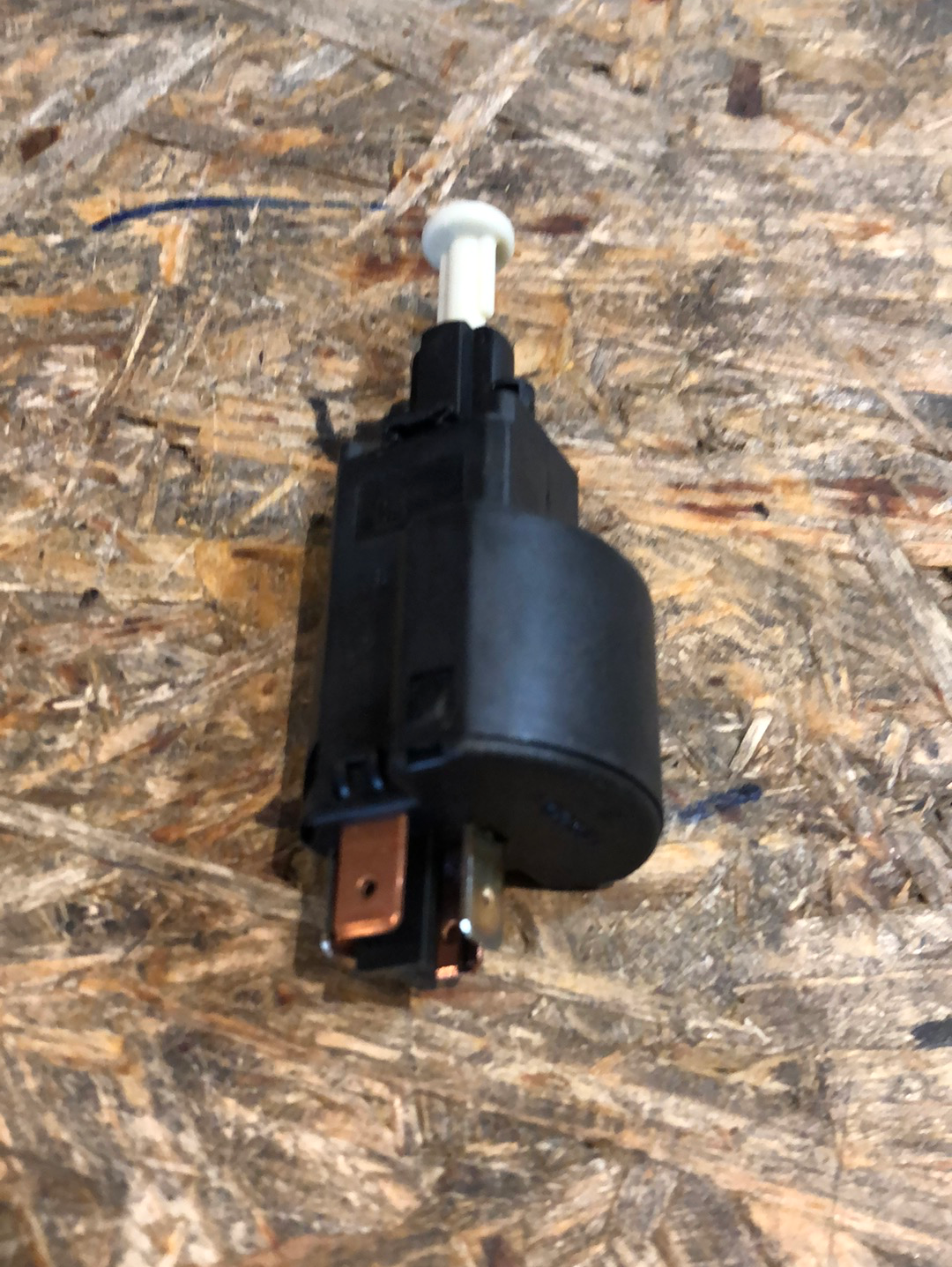 Original GM Opel Astra G Zafira A Speedster Bremslichtschalter Neu
