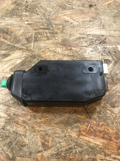 Original Opel Corsa A Stellmotor 2V NEU