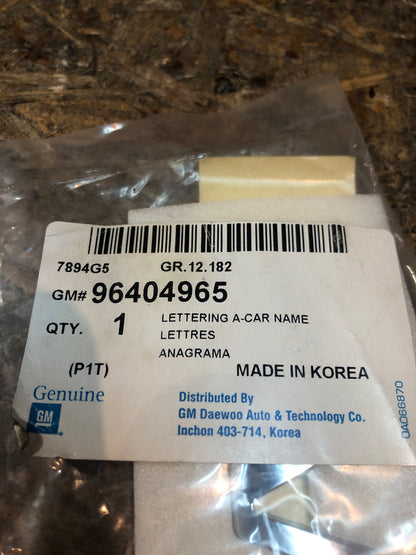 Original GM Chevrolet Aveo LS Emblem Neu