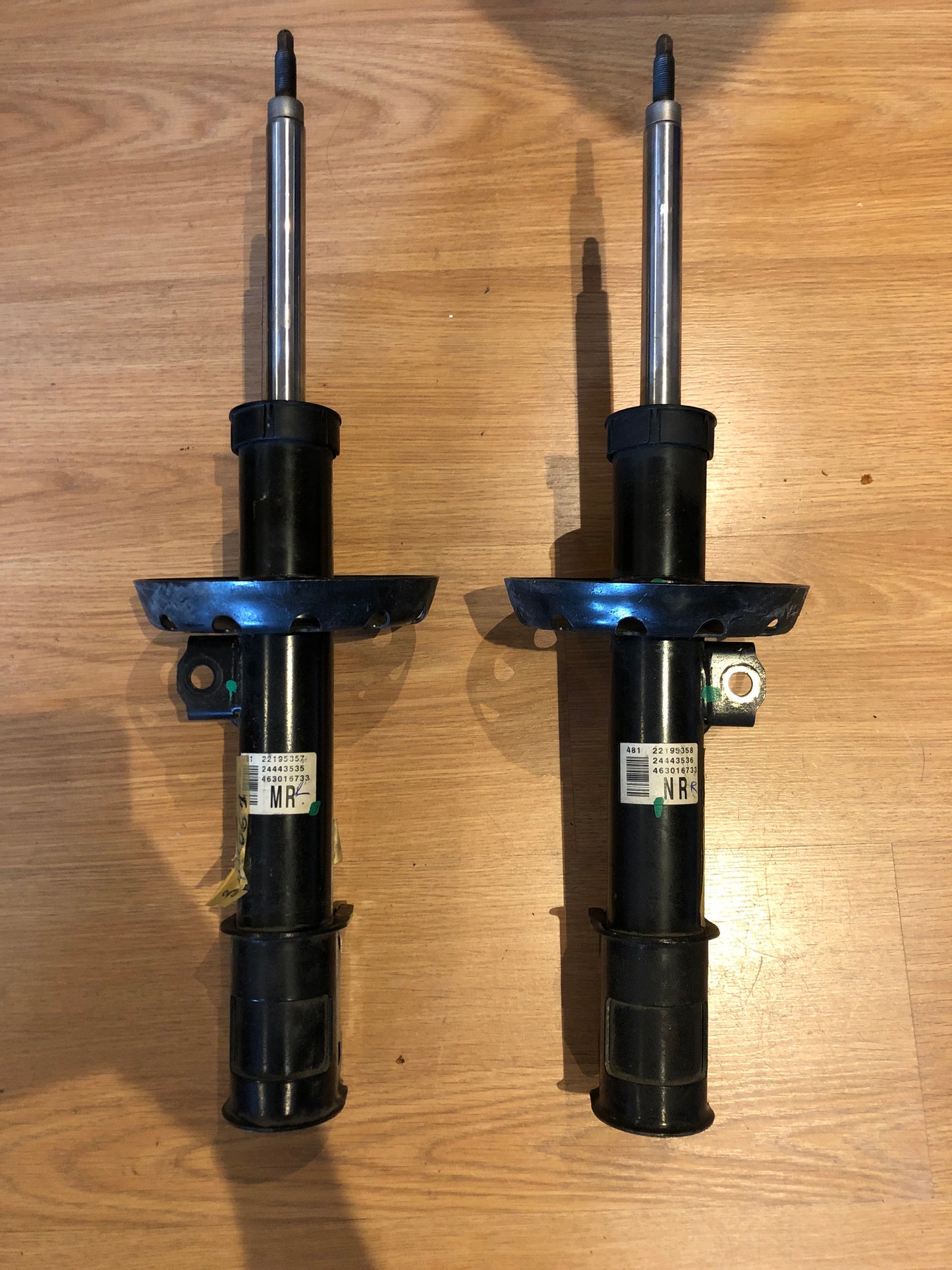 Original GM Opel Astra G Federbeinsatz Rechts + Links Neu