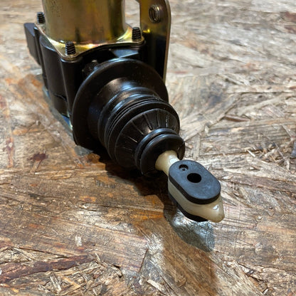 Original GM Opel Rekord E Ascona C Stellmotor Zentralverriegelung Tür vorne Neu