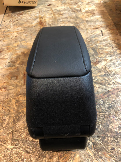 Original Armster Armlehne mit Adapter für Agila Diesel '04 Neu