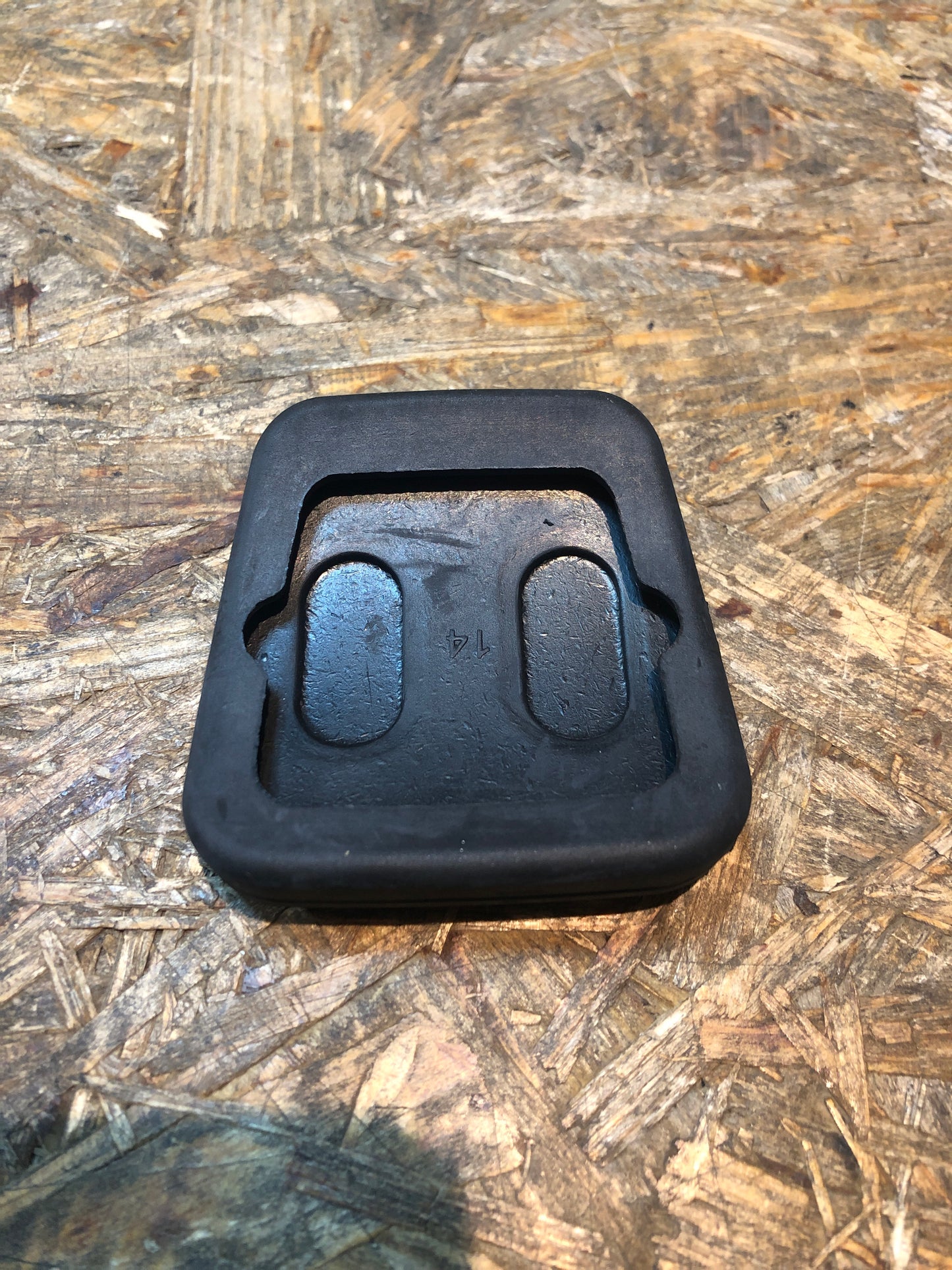 Original GM Opel Signum Vectra Gummi Kupplungspedale Neu