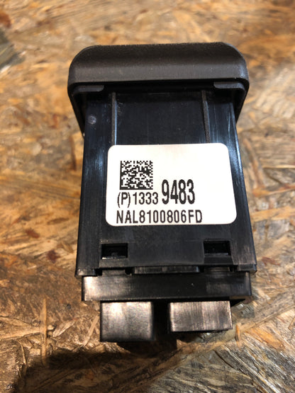 Opel Meriva B Aux / USB Connection Neu