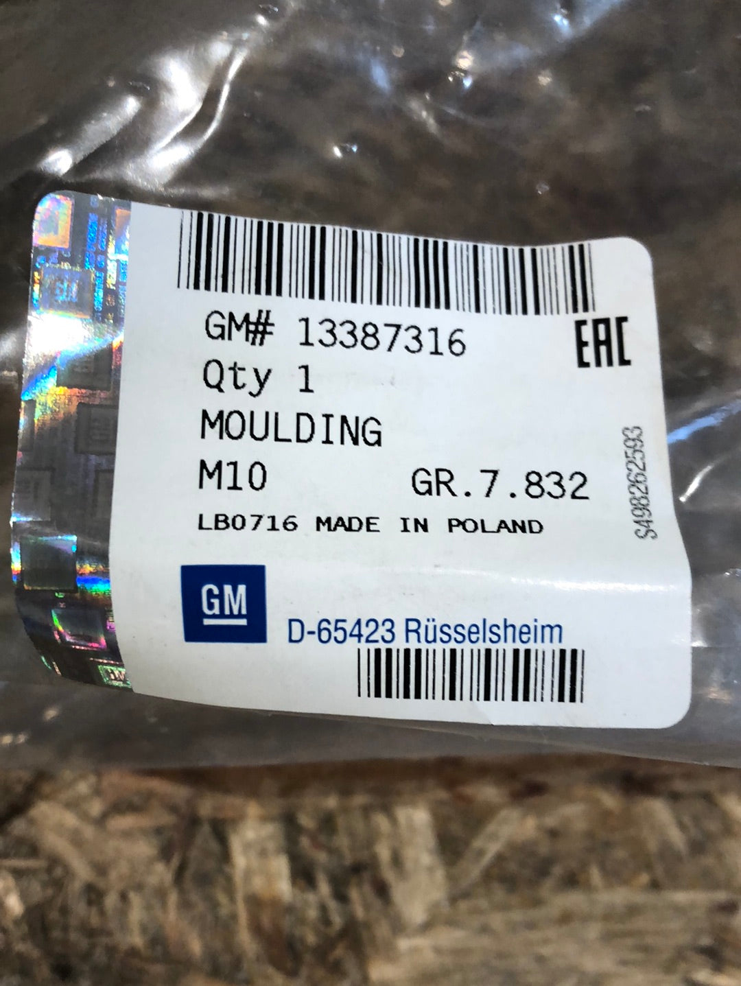 Original GM Opel Astra J Stoßfänger vorne mit Parkpilot Neu