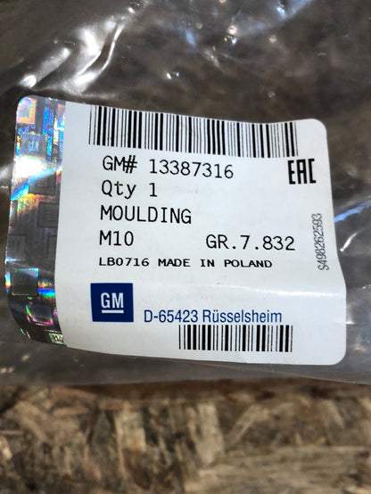 Original GM Opel Astra J Stoßfänger vorne mit Parkpilot Neu