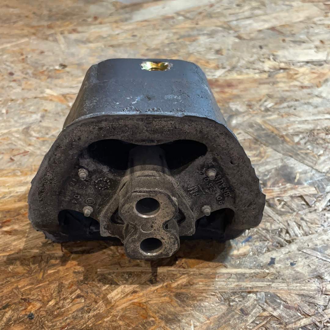 Original GM Opel Ascona C Motorlager Dämpfungsblock vorne rechts Neu