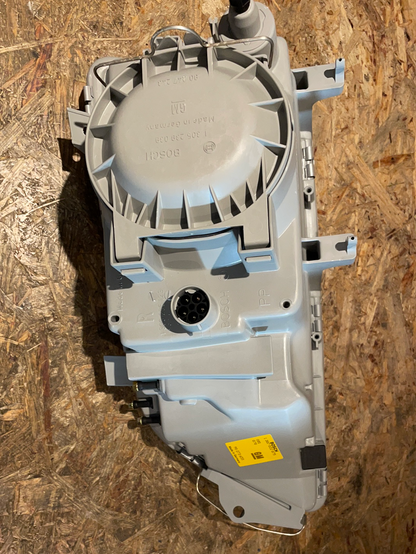 Original GM Opel Omega A 3000 Scheinwerfer rechts Bosch H4 Neu aus Altlagerbestand