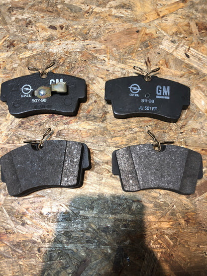 Original GM Opel Monza Senator B Bremsbelagsatz Neu