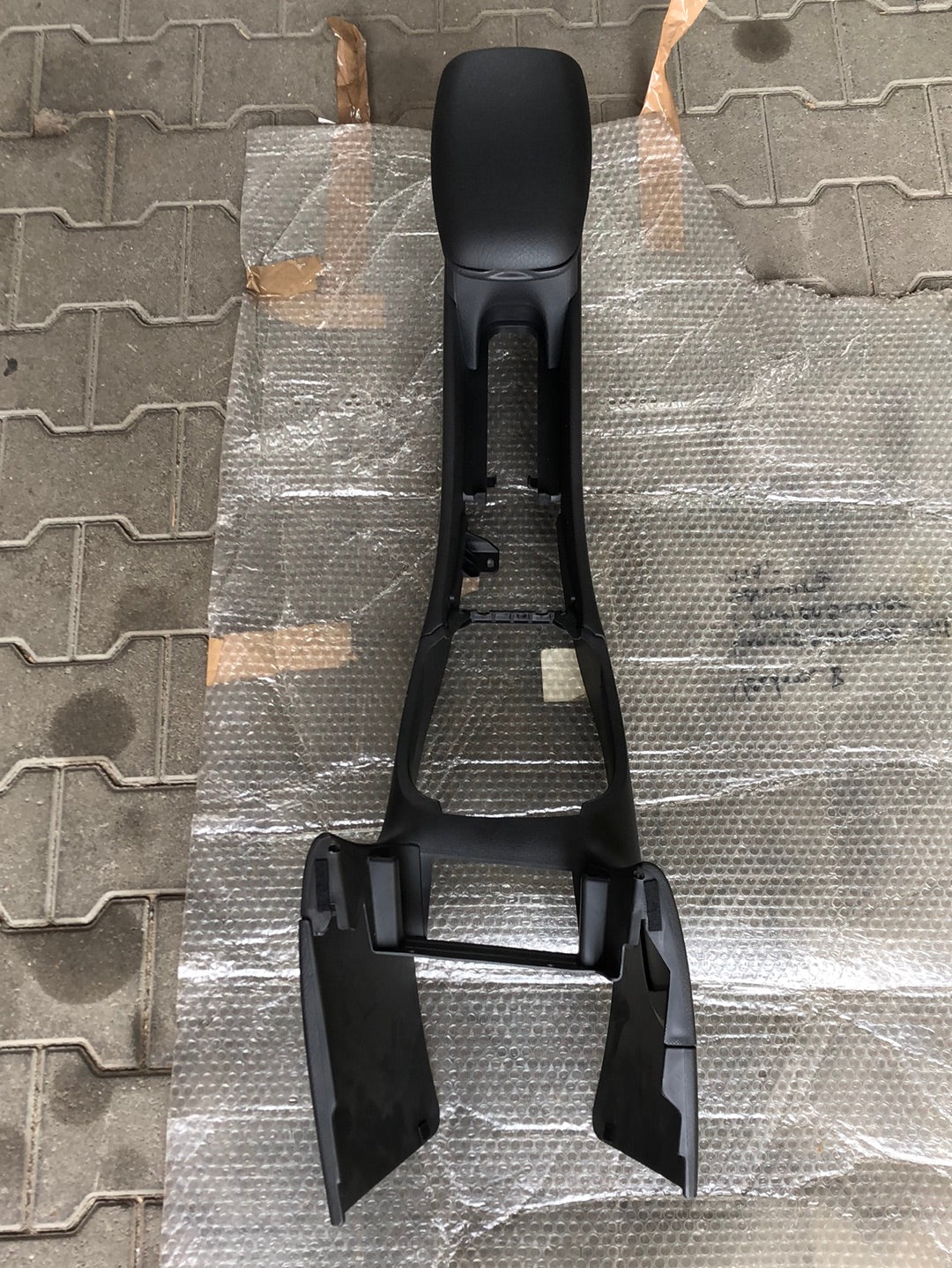 Original GM Opel Vectra B Tunnelkonsole mit Armlehne und Aschenbecher Schwarz Neu