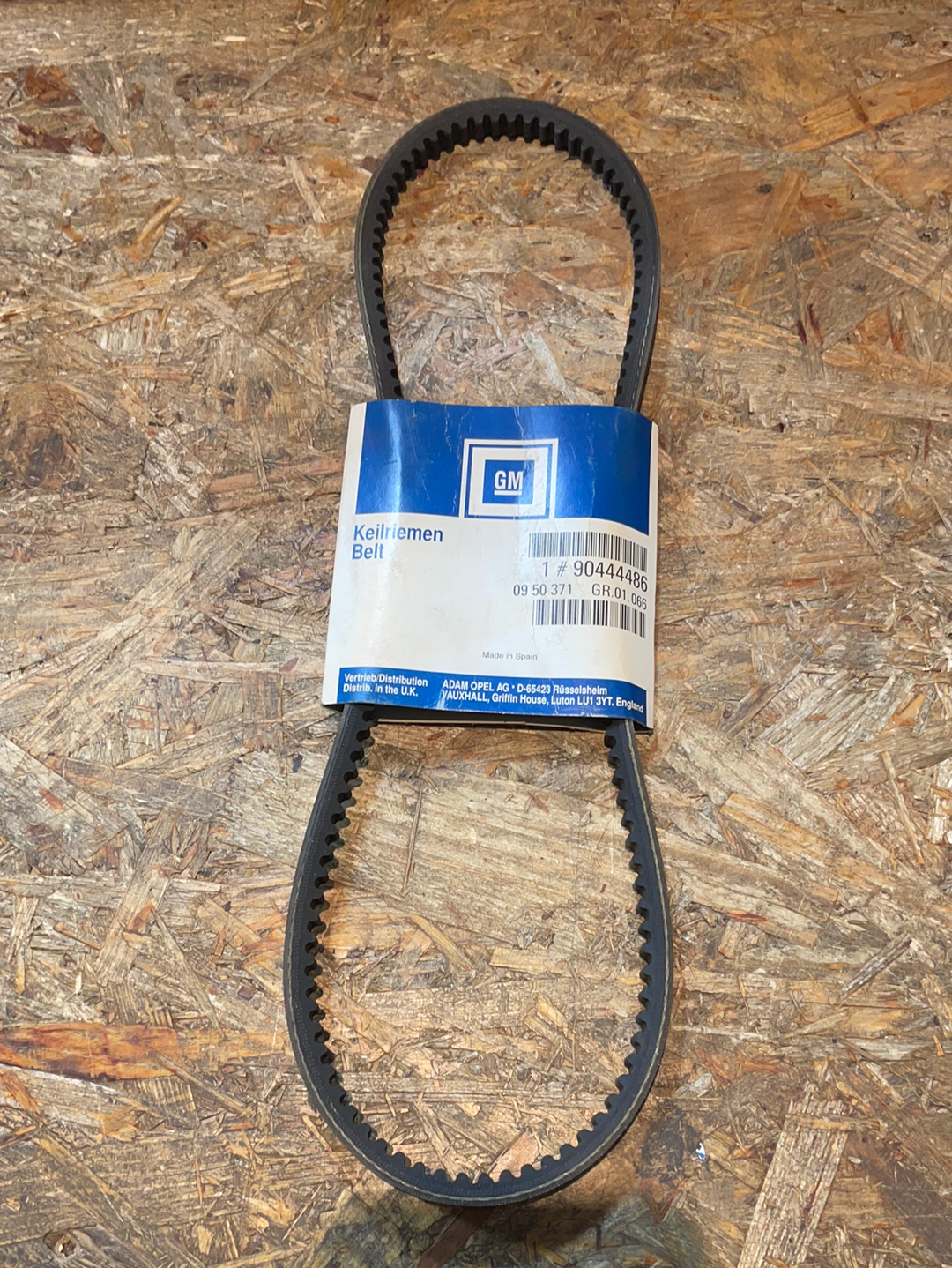 Original GM Opel Astra F 1,7D/1,7TD Kadett E 1,6D/1,7D Omega A 2,0/2,0i/2,3D/2,3TD/2,4i/3,0 Senator B 2,5i/3,0/3,0i Keilriemen Neu