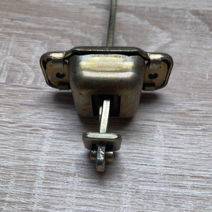Original GM Opel Omega Senator B Türbremse hinten Neu