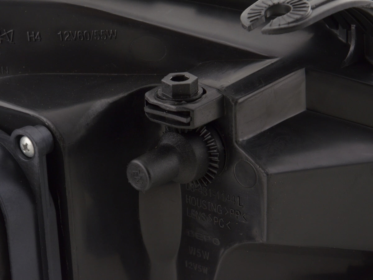 Verschleißteile Scheinwerfer links Ford Focus Bj. 98-01