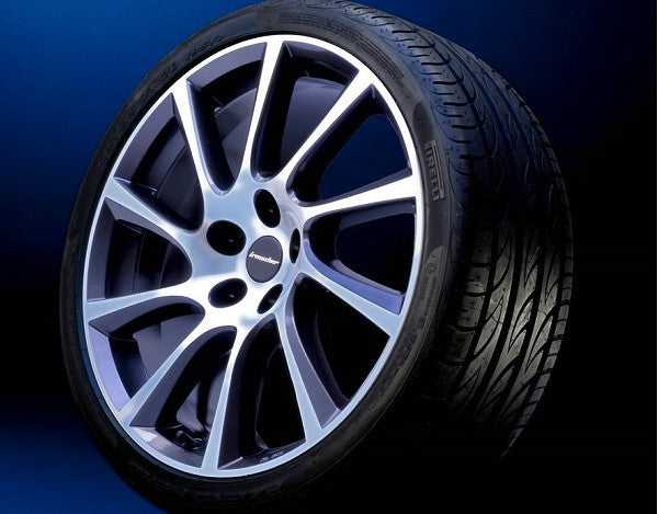 Irmscher Nissan Juke Winterkomplettrad-Satz Turbo Star Exclusiv Design 17'' Bereifung Dunlop