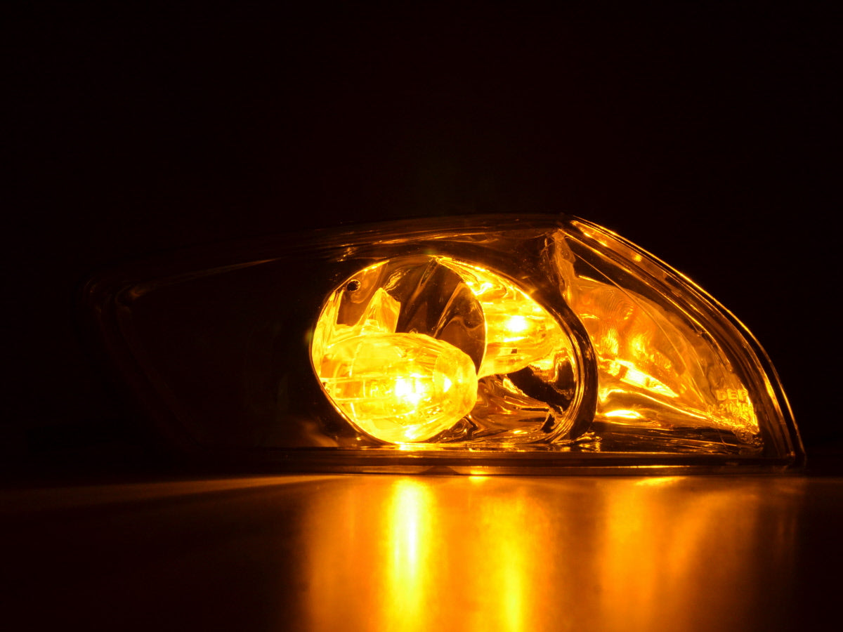 Verschleißteile Frontblinker rechts Mazda Capella Bj. 00